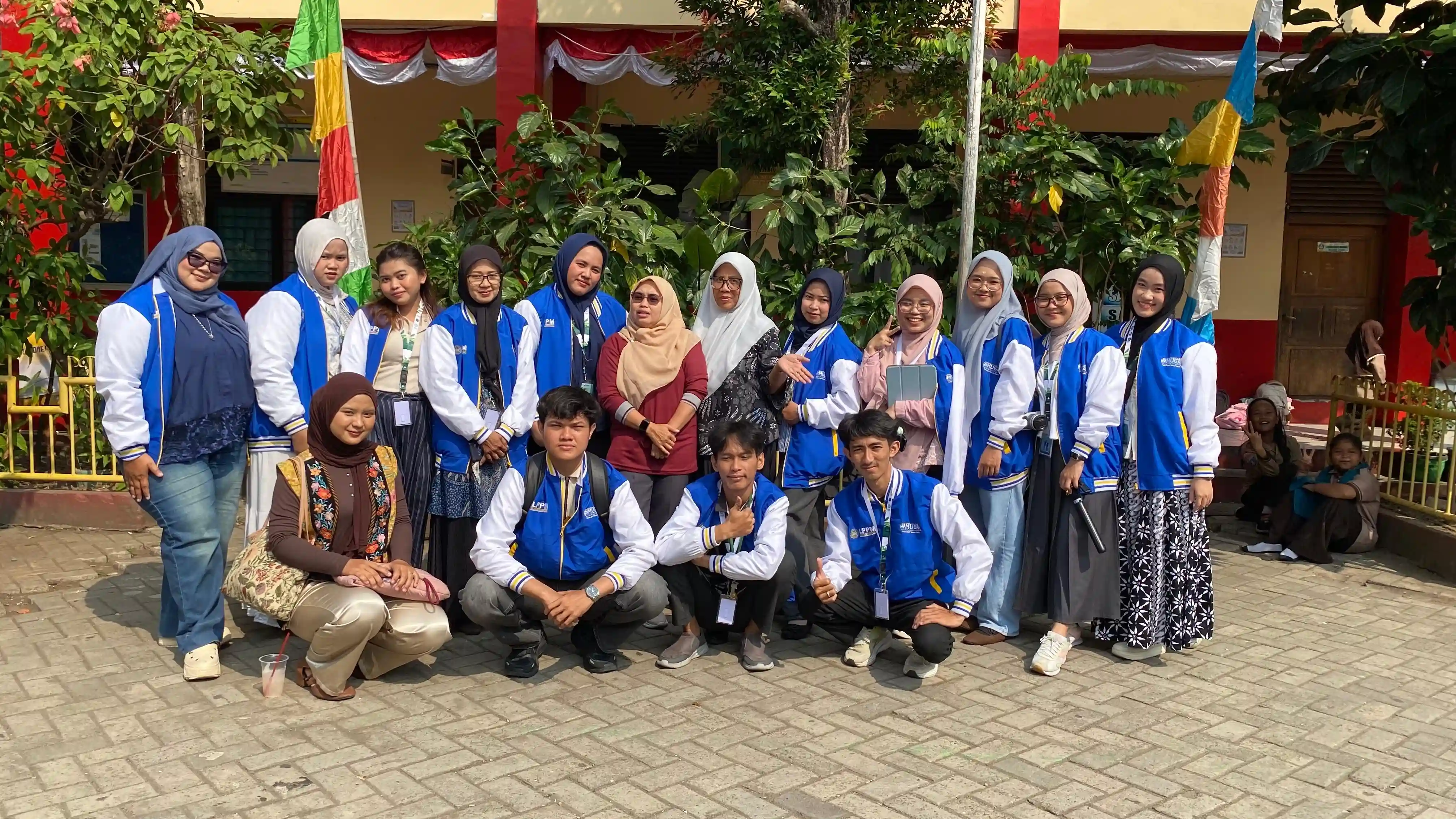 Pelaksanaan Edukasi Eco Print dan Penanaman sebagai Pembelajaran Kreatif di SD