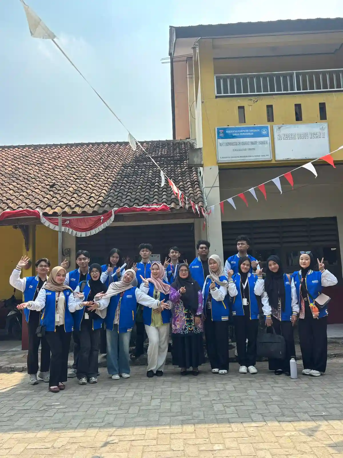 Edukasi dan Sosialisasi Peduli Lingkungan Bagi Siswa SD Curug Wetan II