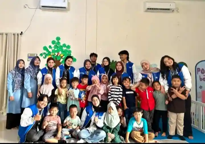 PENYULUHAN EDUKASI PHBS PADA ANAK USIA DINI DI TK LITTLE STARS