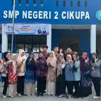 “Kurangi Sampah Sekitar Kita (KURASAKI)” di SMP Negeri 2 Cikupa