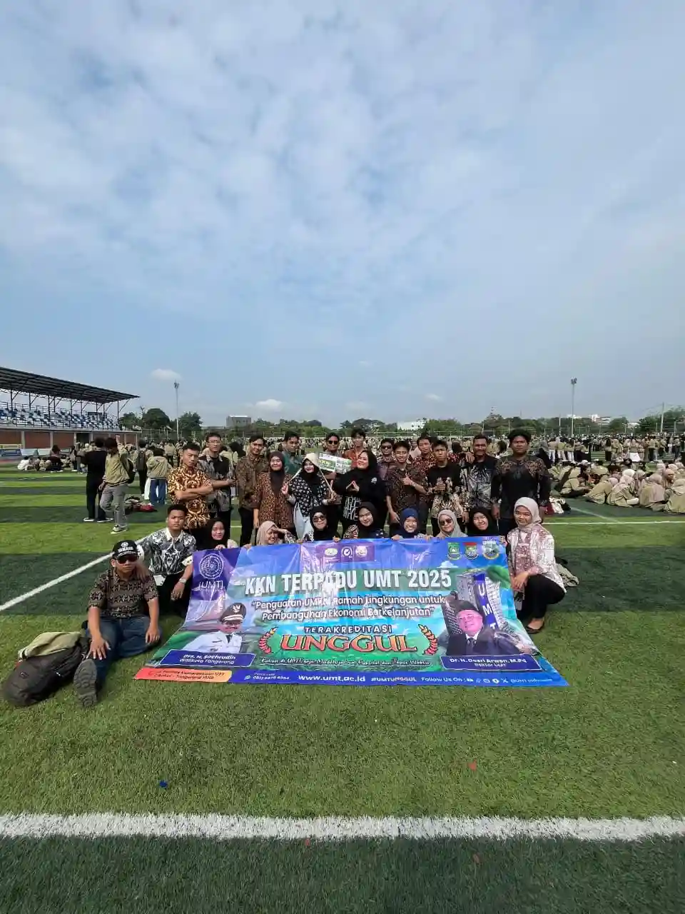 LAPORAN KELOMPOK KKN KELURAHAN PINANG 2025