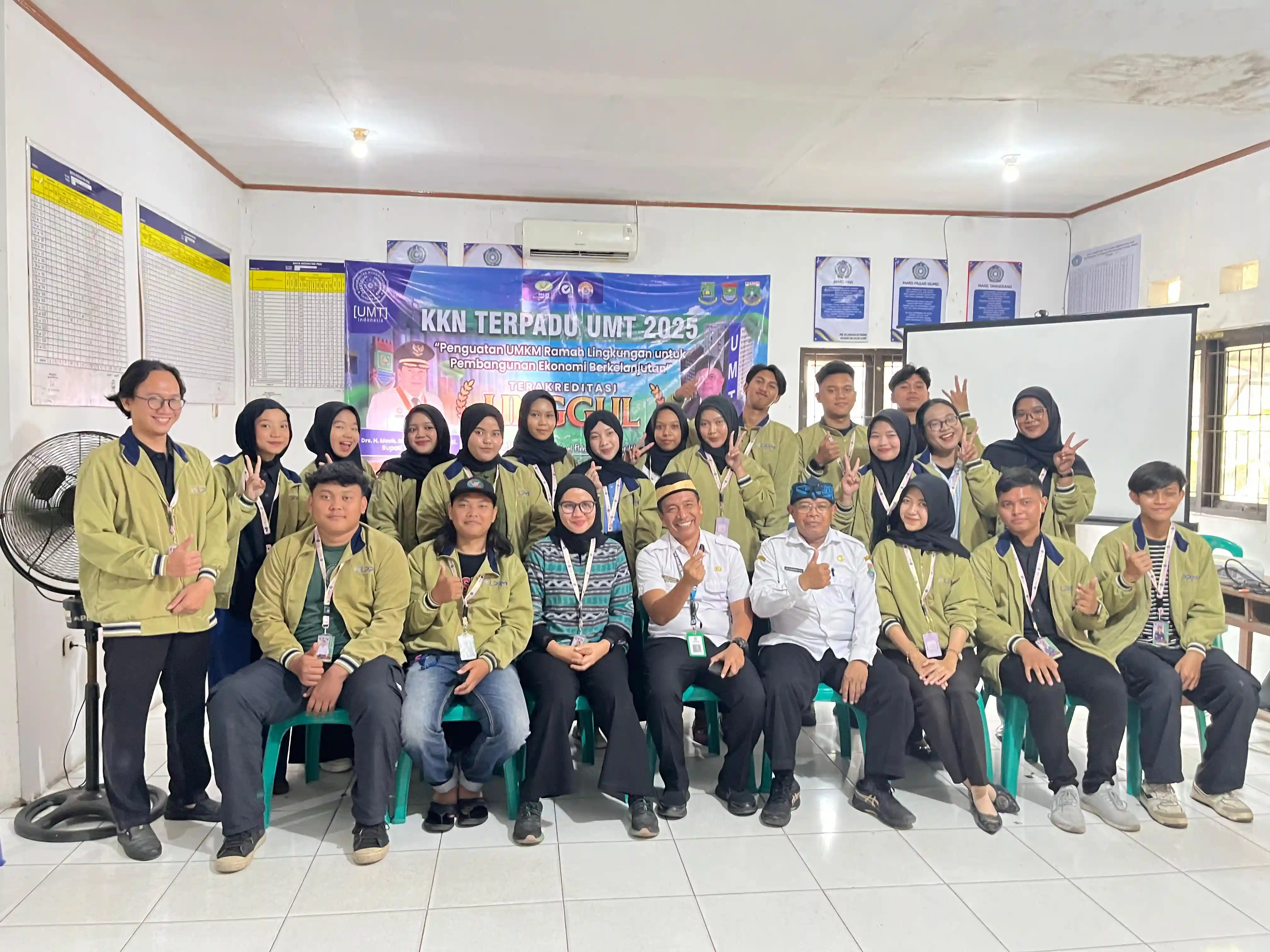 LAPORAN KELOMPOK KKN KELURAHAN KUTABUMI 2025