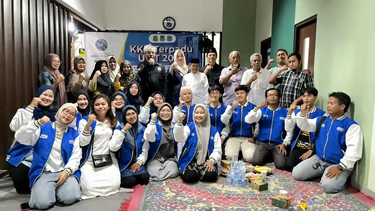 Pembukaan KKN Cipadu di Balai Warga RW 01
