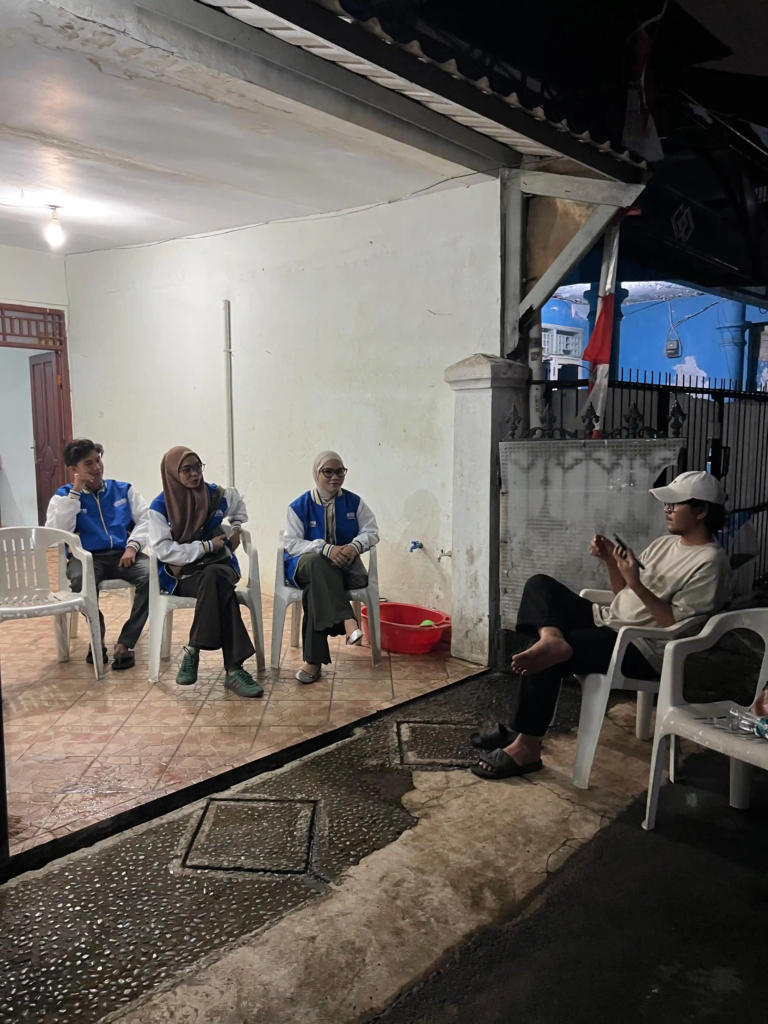 DISKUSI DENGAN MITRA PENGELOLA LIMBAH MINYAK JELANTAH