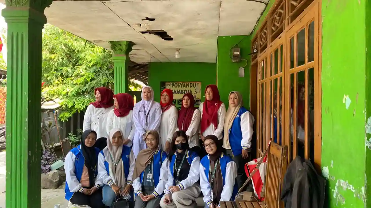Kegiatan Posyandu di Kamboja 3 Desa Bojong Renged