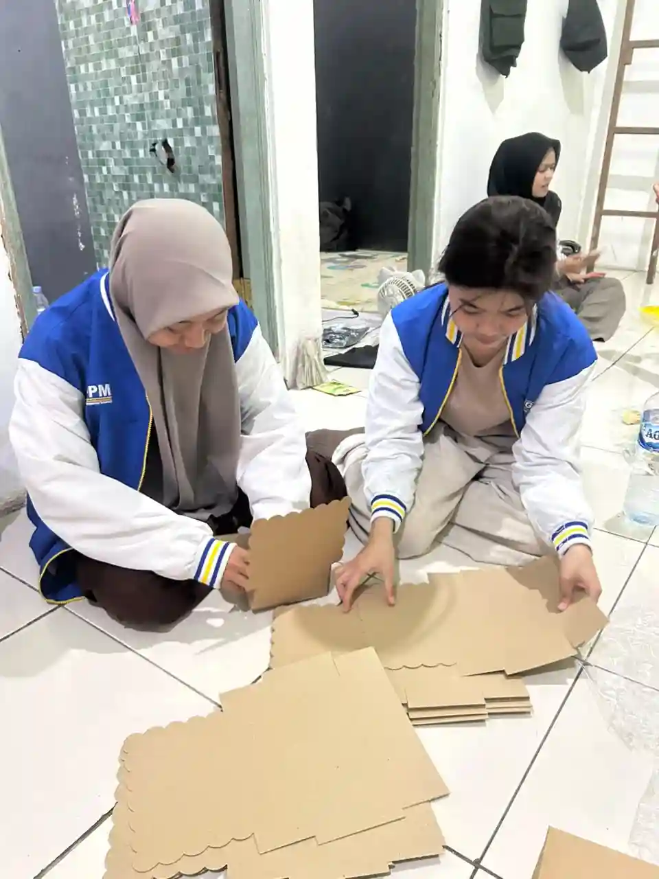 Mempersiapkan Seminar Smart Green Village di Kelurahan Bojong Renged